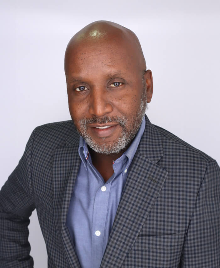 Dr. Lionel Howard headshot