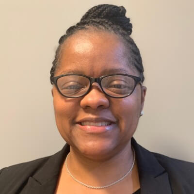 Dr. Regina Spruill headshot
