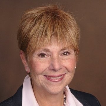 Dr. Peg Anthony headshot