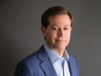 Andrew Flagel headshot