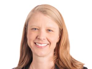 Dr. Elisabeth Kutscher headshot