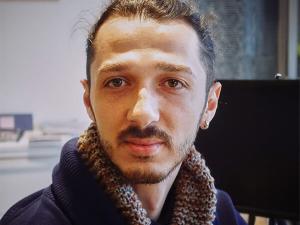 Dr. Sasha Volodarsky headshot