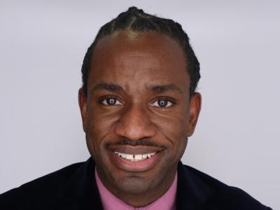 Dr. Dwayne Kwaysee Wright headshot
