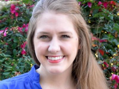 Stephanie Spar headshot