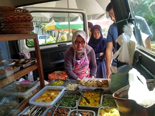 Ibu Suci – Holy Mother