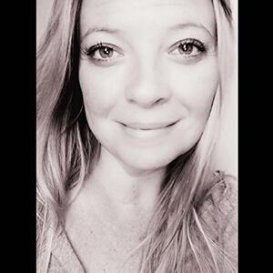Dr. Beth Tuckwiller headshot