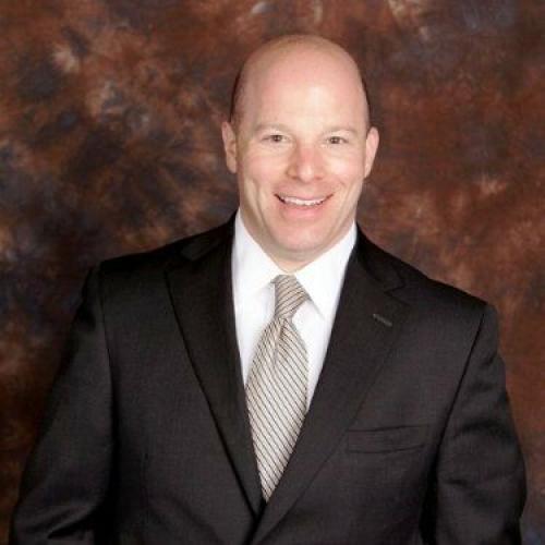 Robert Snyder headshot