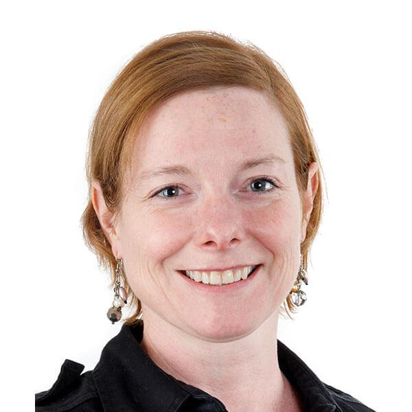 Tara Scully headshot