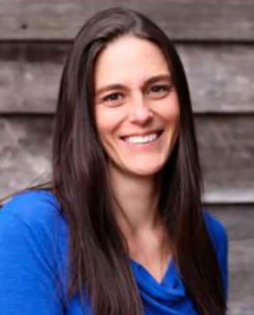 Julya Doyle headshot