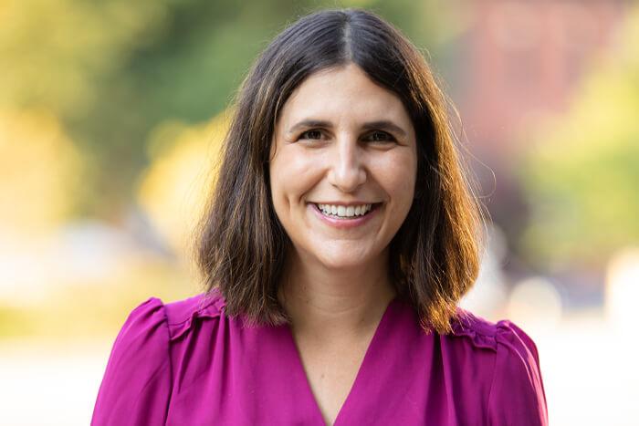 Dr. Arielle Levites headshot