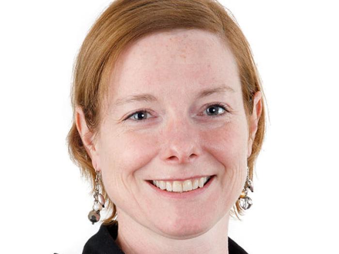 Tara Scully headshot