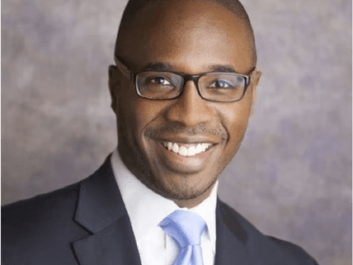 Dr. Kirk Nooks headshot