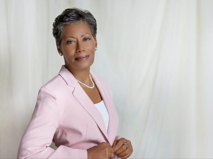 Dr. Sydney Savion headshot