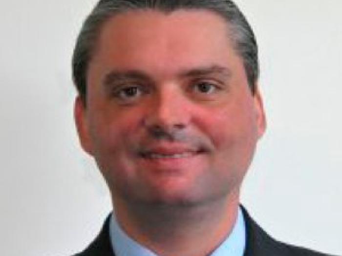 Dr. Scott Beveridge headshot