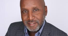 Dr. Lionel Howard headshot