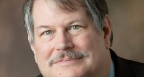Dr. Steve Arnold headshot