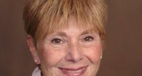 Dr. Peg Anthony headshot